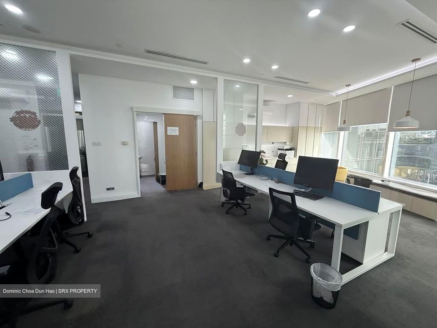 The Central (D1), Office #584316591